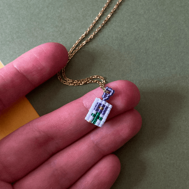 Collier tissé fleur 03
