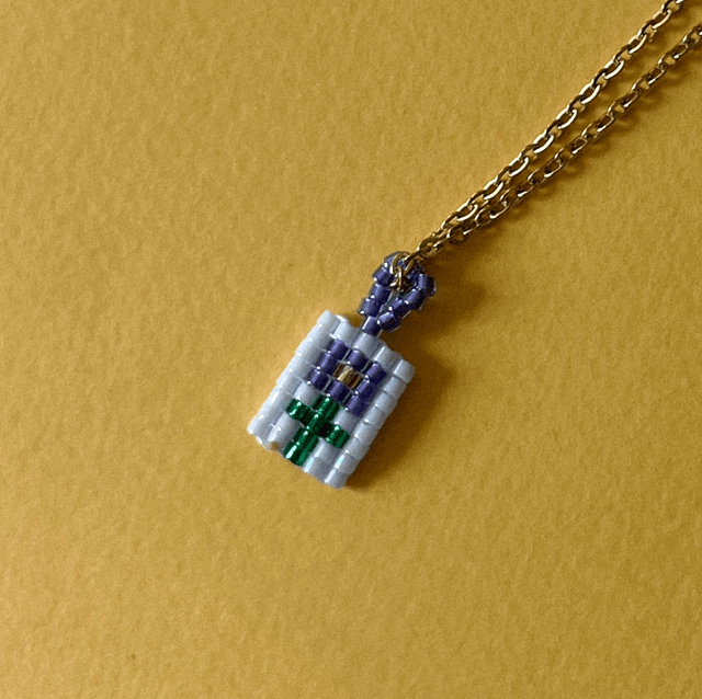 Collier tissé fleur 03